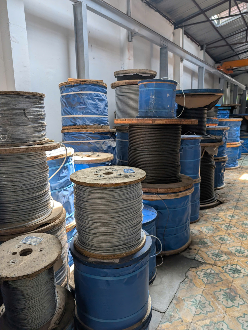 Cáp nội địa Trung Quốc (Chất lượng cao, Độ bền cao, Giá thành hợp lý)